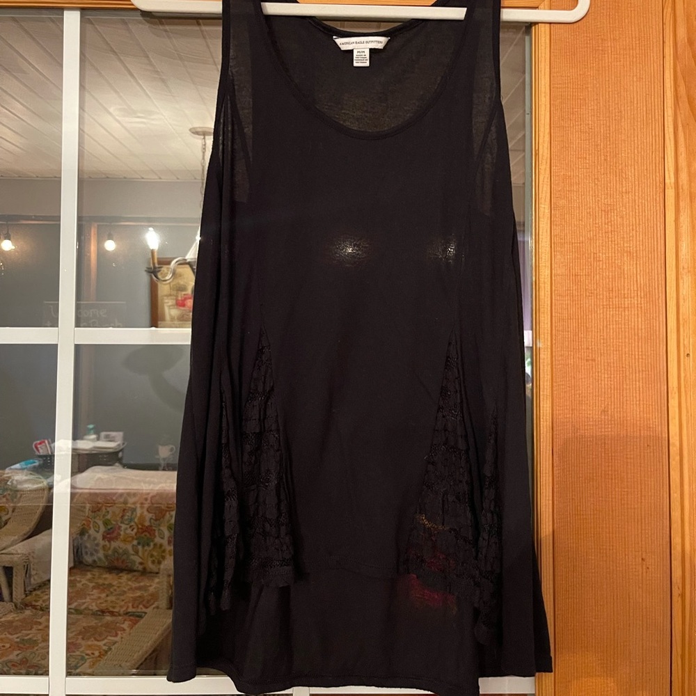 American eagle dressy tank with lace detail
